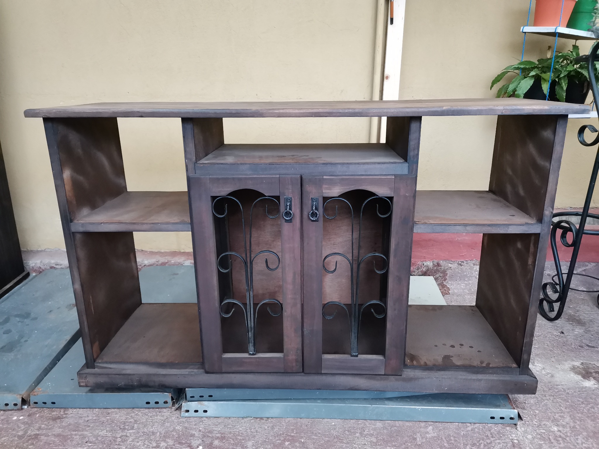 MTV01 - Mueble TV